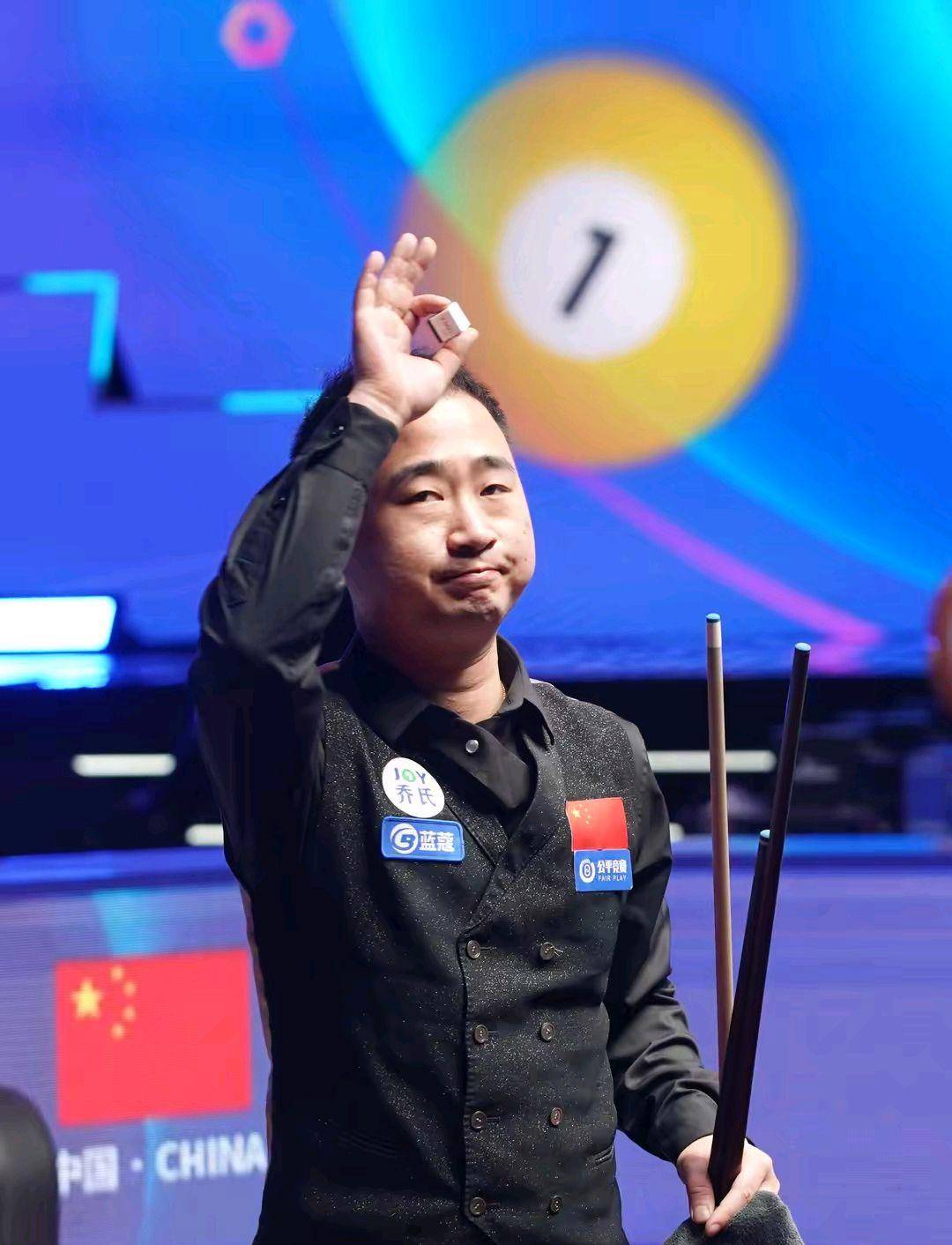 的游泳教练 的游泳教练